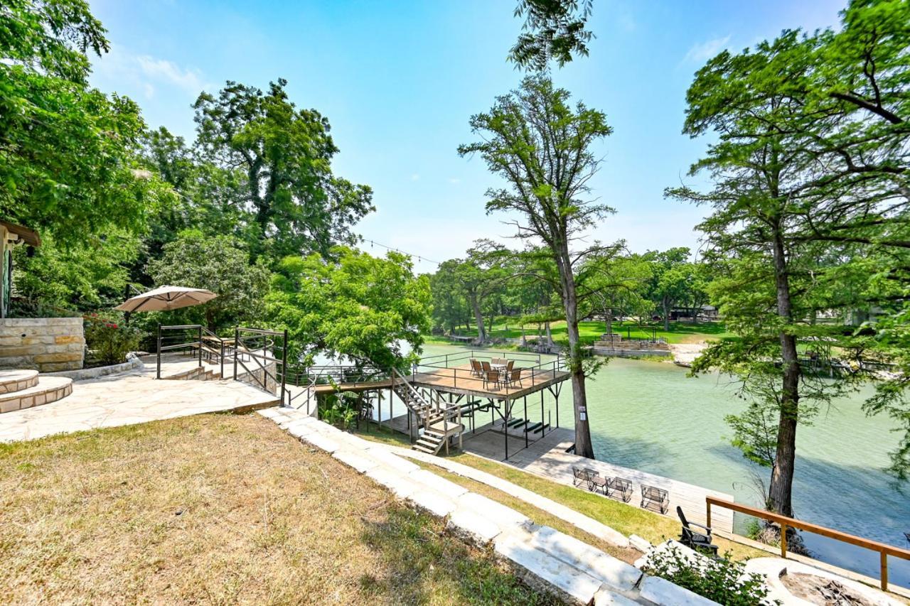 Luxury Lakefront Oasis With Boat Dock-Firepit McQueeney Eksteriør bilde